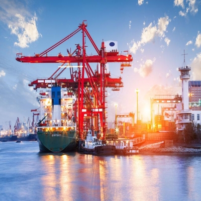 如何防止在碼頭的起重機(jī)生銹？